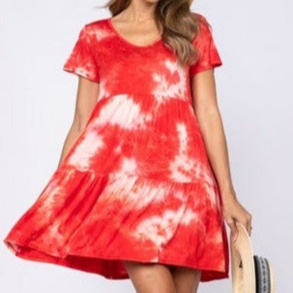 NWT red tie dye shirt sleeve dress with pockets. Small.